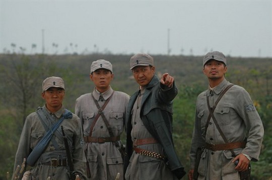 大命运《顺溜》将登央视  今晚起,王宝强主演的26集电视剧《我的兄弟